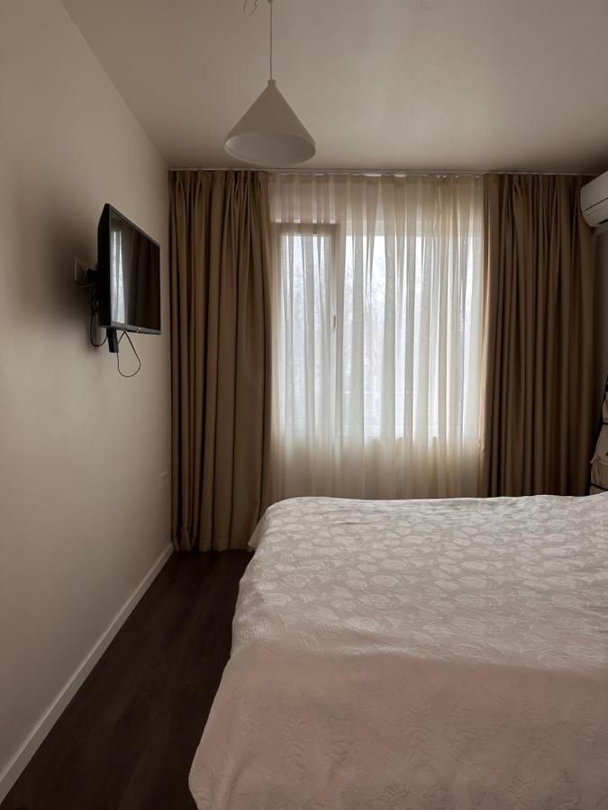 New Luxury Furnished Apartment - Beach, Varna Center & Fast Wi-Fi Exteriör bild