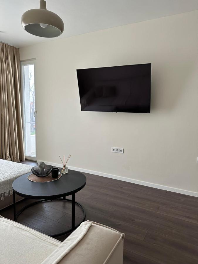 New Luxury Furnished Apartment - Beach, Varna Center & Fast Wi-Fi Exteriör bild