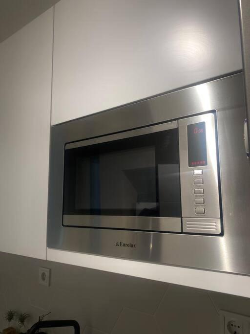 New Luxury Furnished Apartment - Beach, Varna Center & Fast Wi-Fi Exteriör bild